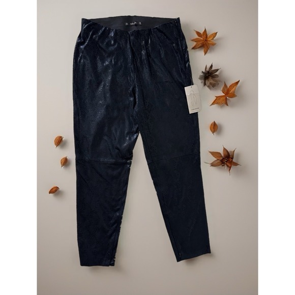 Zara Pants - Zara Basic Women's  Size XL Black Snake Print‎ Zip Up Hem Legging Pant